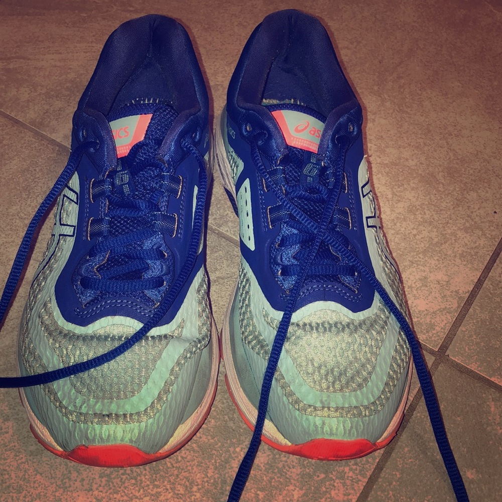 ASICS GT 2000